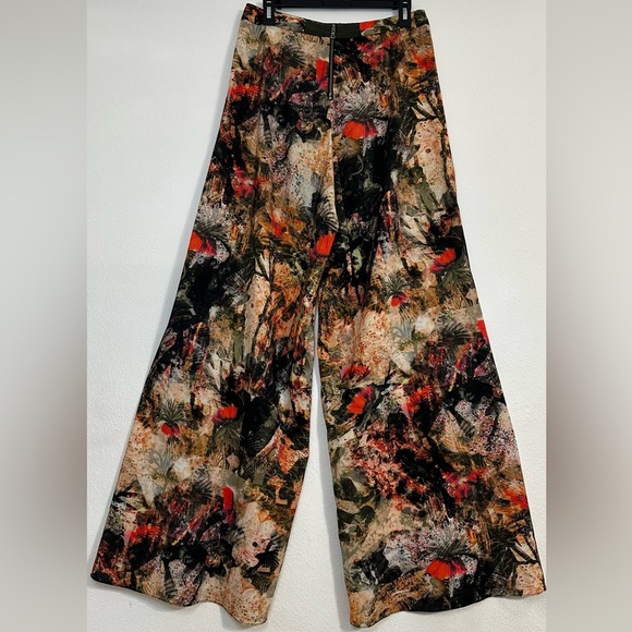 Alice + Olivia Floral Print Wide Leg Peasant Pants With back Zipper - Picture 3 of 16